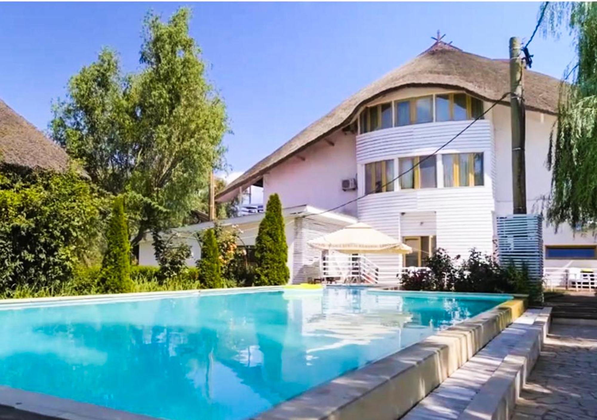 Paradis Hotel Mila Douazeci si Trei Exterior photo
